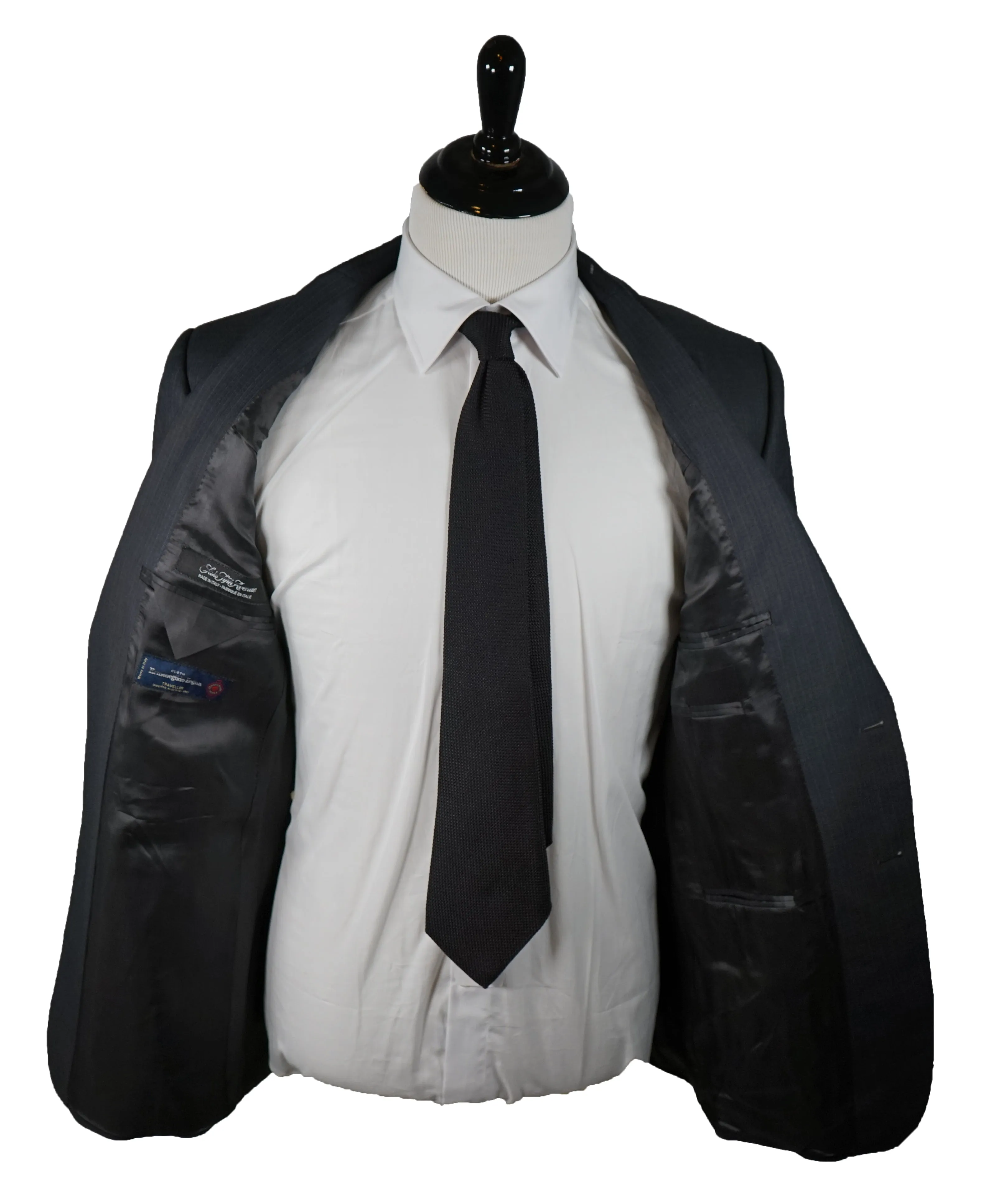 SAKS FIFTH AVENUE ERMENEGILDO ZEGNA CLOTH - Pinstripe Made in Italy Blazer- 42R