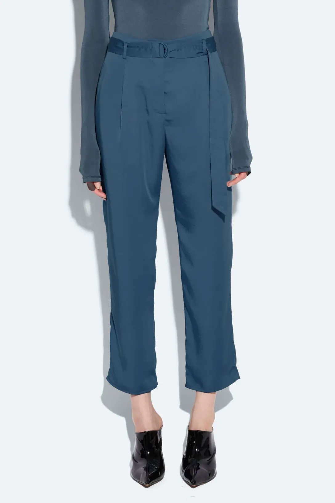 Satin Belted Cropped Pant | Marine