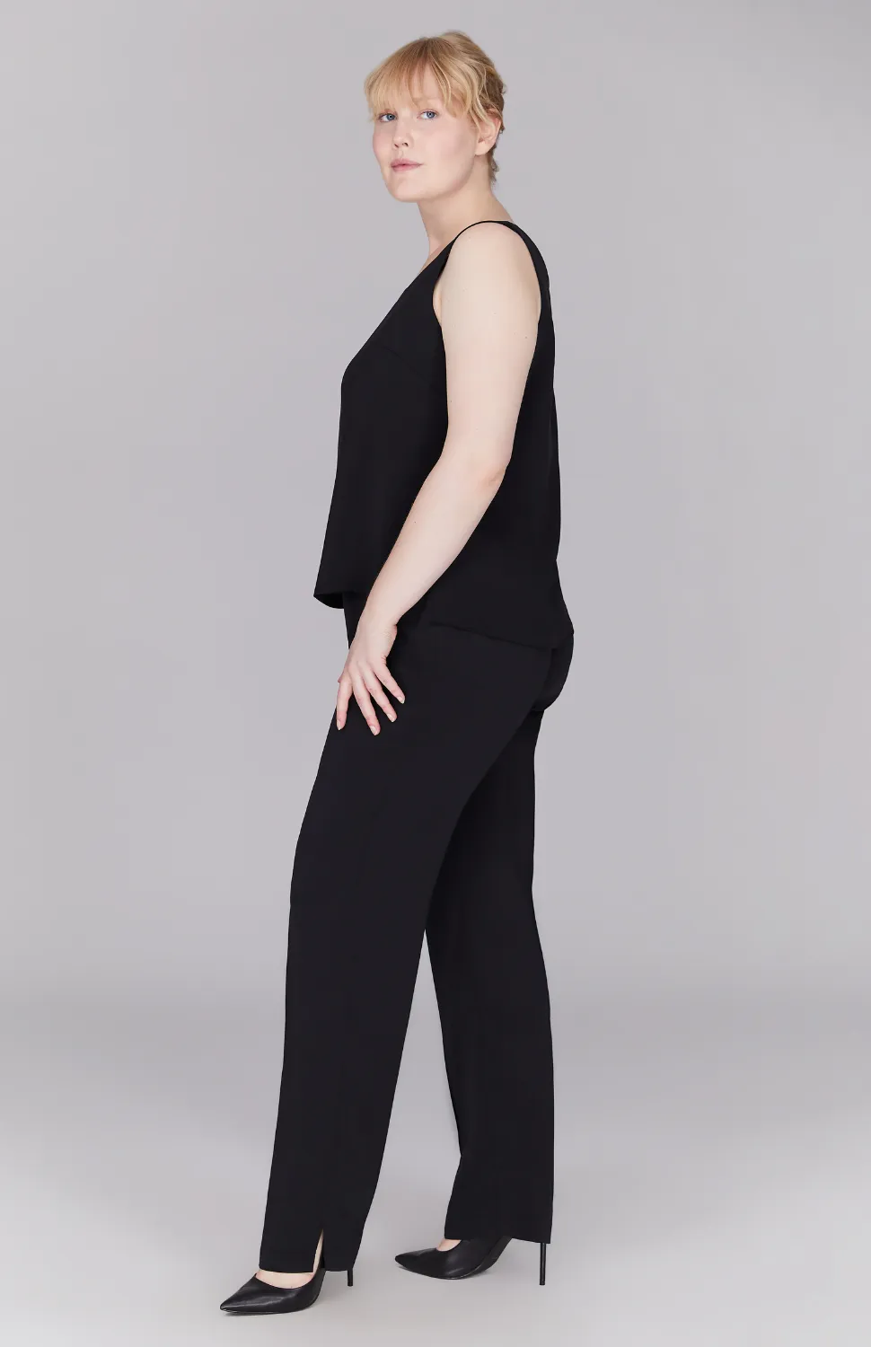Silk Essential Narrow Leg Pant w/Flat Front & Back Elastic
