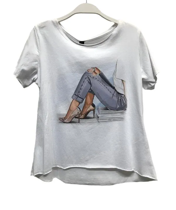 Sitting Pretty Print Tee Shirt