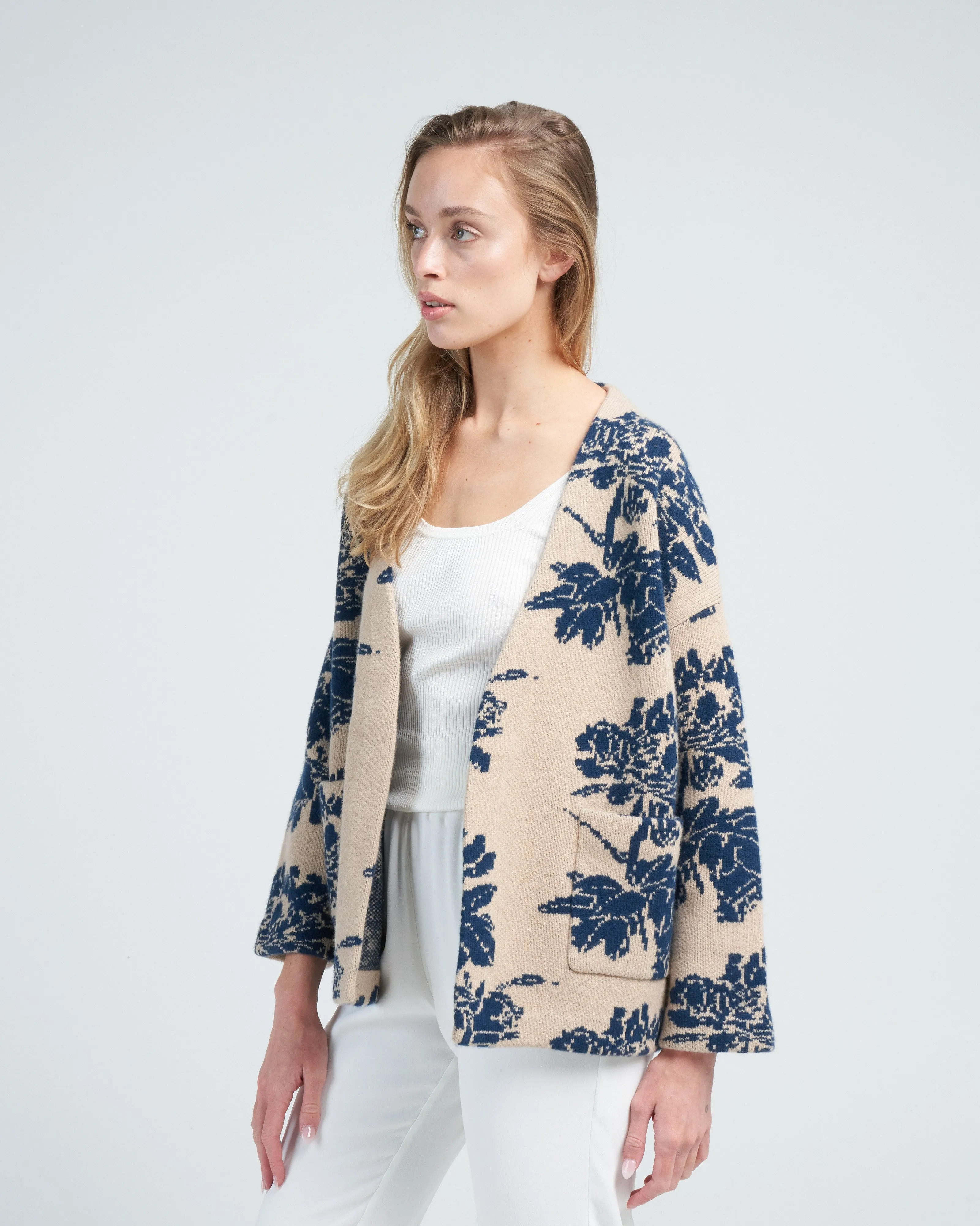 sonia cardigan - biscuit/dark indigo