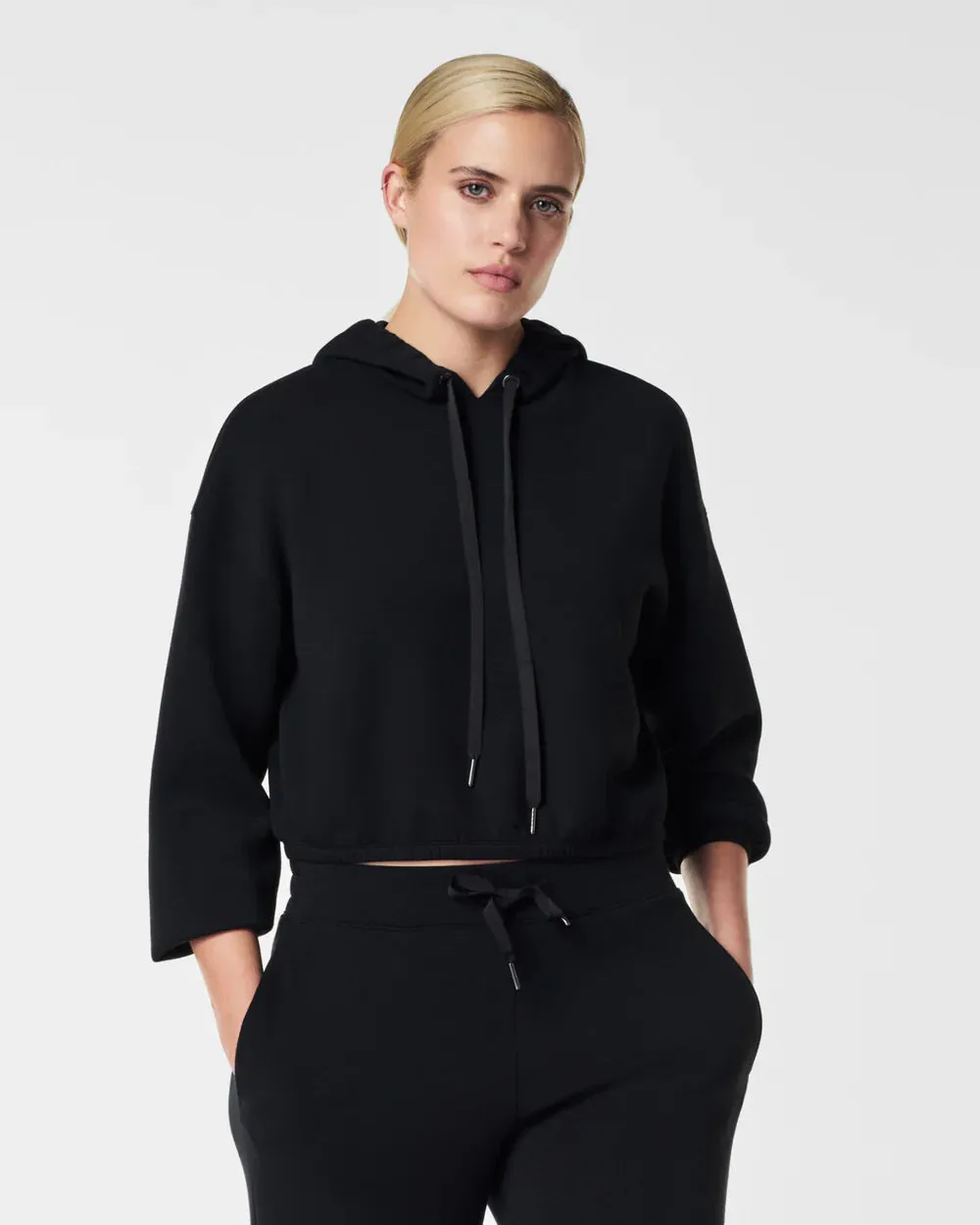 SPANX AIR ESSENTIALS CROPPED CINCHED HOODIE