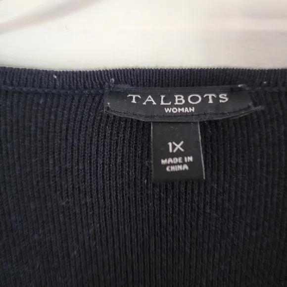 TALBOTS PLUS SIZE 1X BLACK CARDIGAN SWEATER.