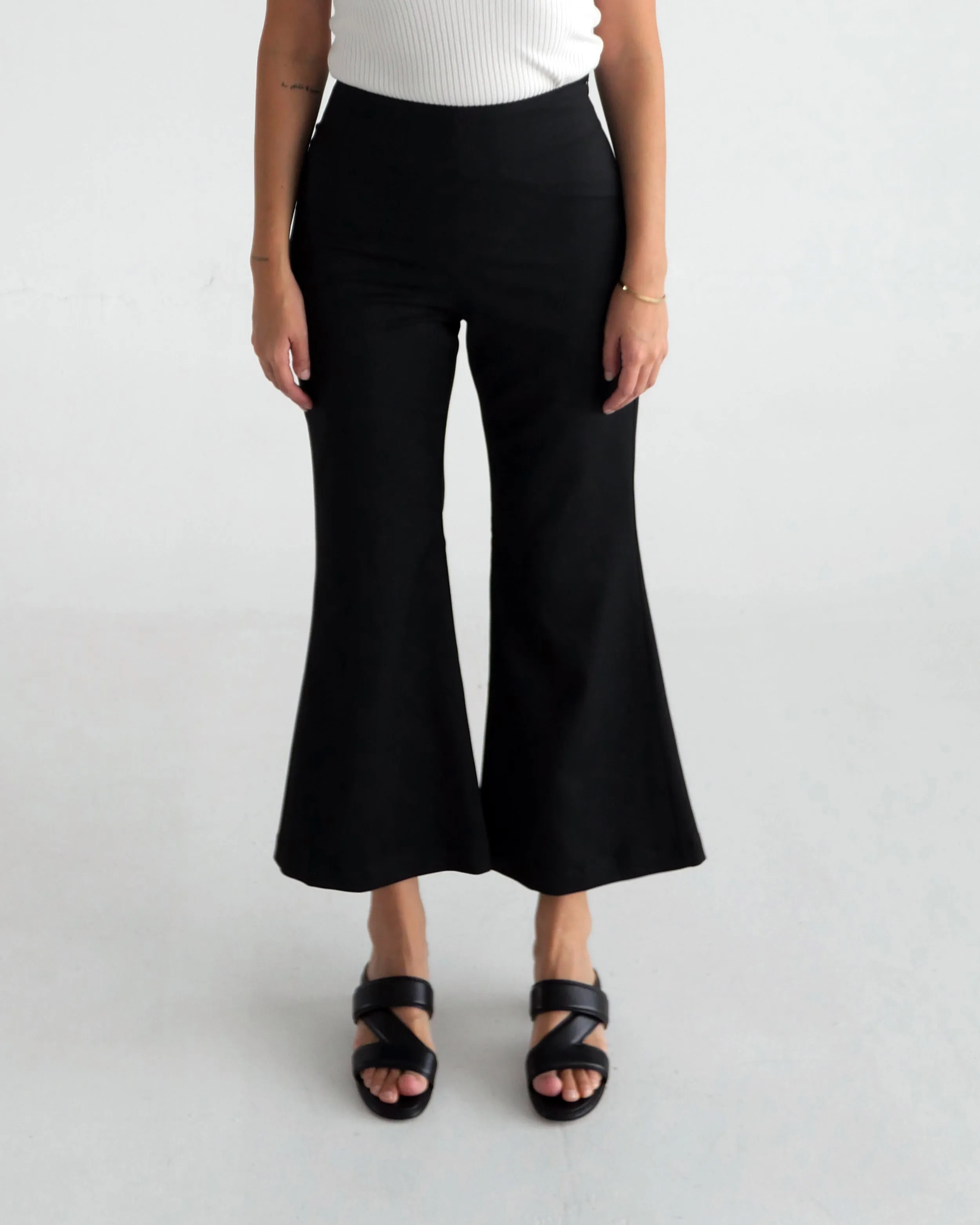 The Crop Flare Pant