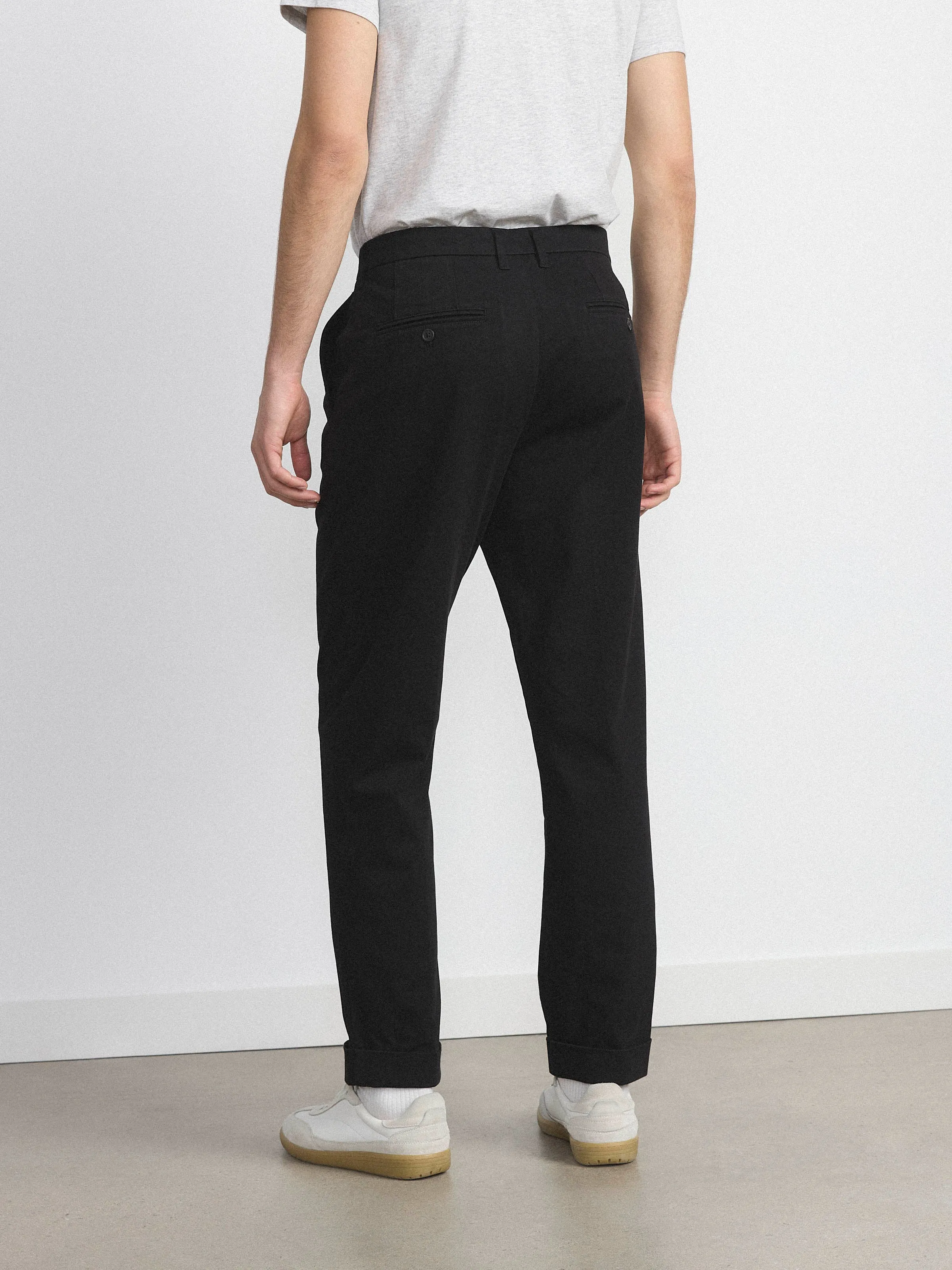 The Flex Colin Chino Pant in Black