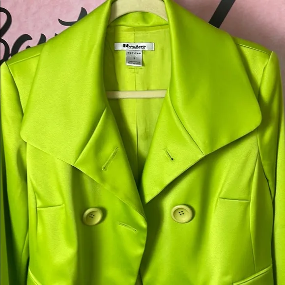 Trendy Peter Nygard Lime Green Blazer Wide Lapels Double Breasted Size 8 Lined