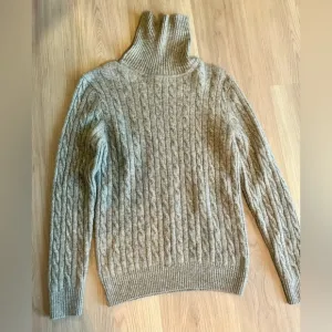 Vertical Design Cashmere Cable Knit Turtleneck Sweater-Gray-Medium
