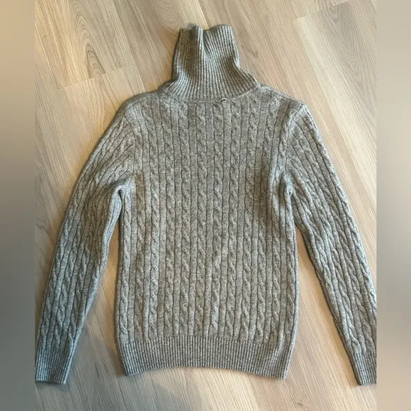 Vertical Design Cashmere Cable Knit Turtleneck Sweater-Gray-Medium