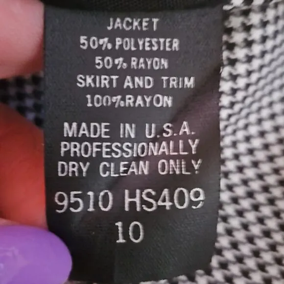 Vintage Avery Quinn Designs houndstooth blazer. Size 6/Small
