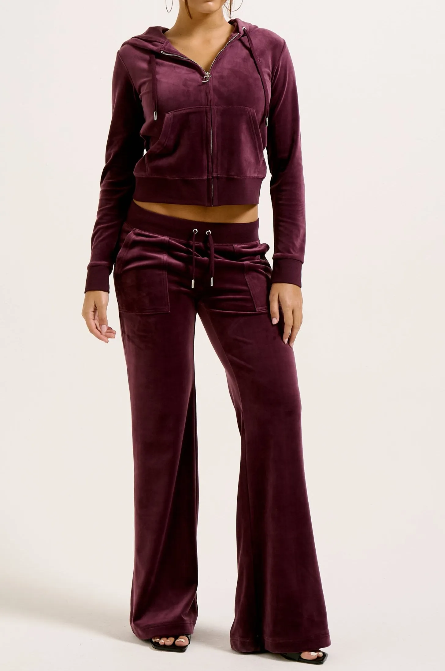 WINETASTING LOW RISE FLARE CLASSIC VELOUR TRACK PANT
