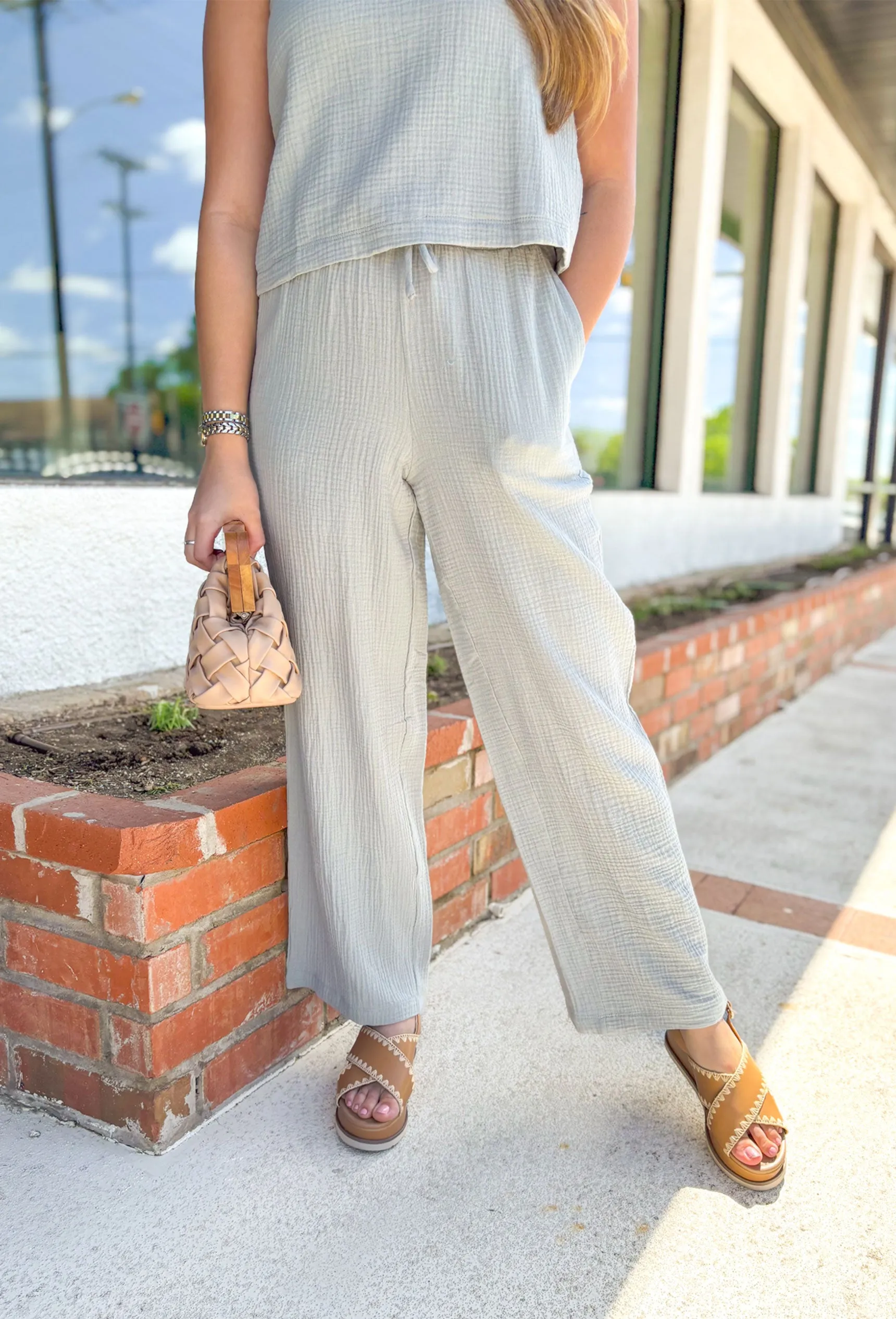 Z SUPPLY Bondi Gauze Pant in Pale Jade